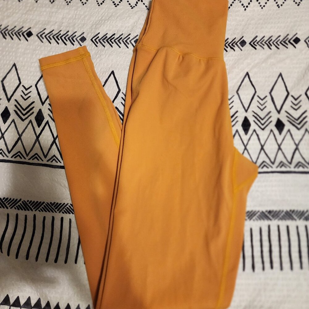 Ptula cassey leggings size small